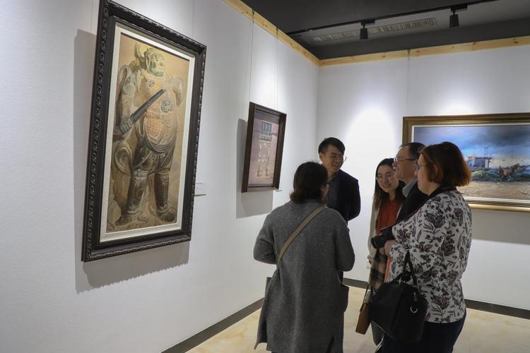 河南艺术职业学院首届中俄文化艺术交流月活动开幕